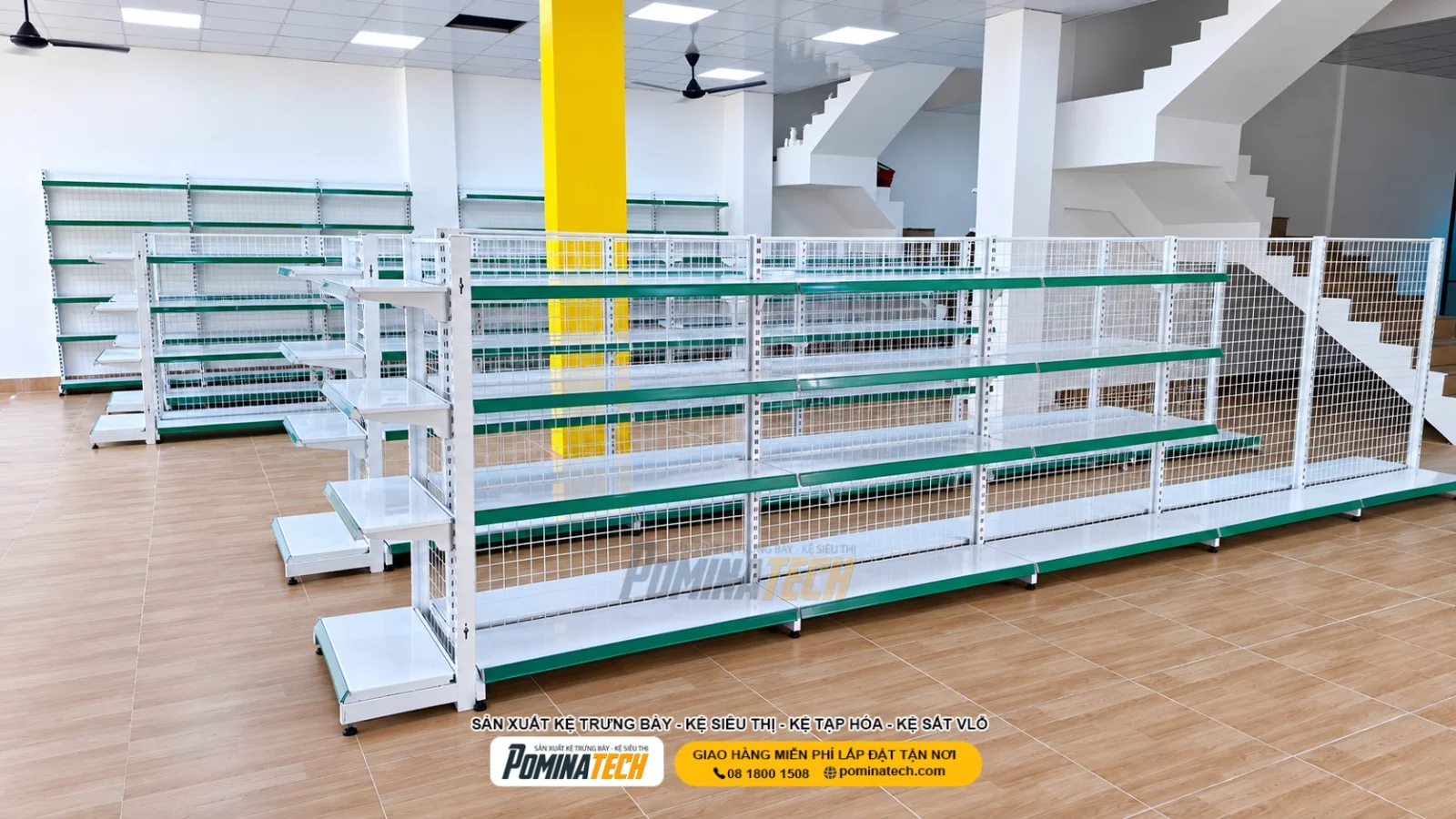 Cách bố trí kệ trưng bày theo mùa giúp cửa hàng trở nên nổi bật hơn