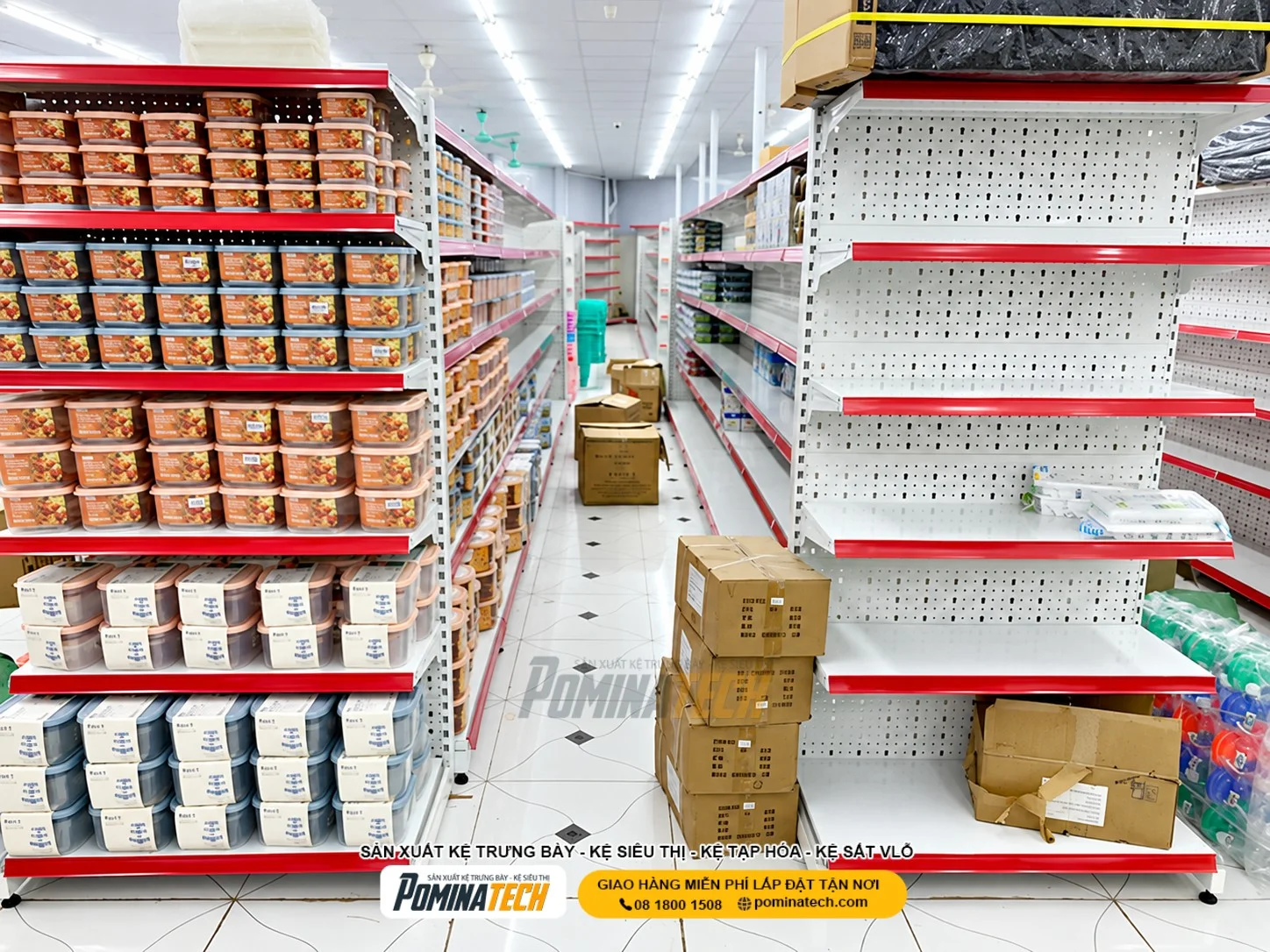 Kệ siêu thị 6 tầng giúp tận dụng chiều cao và tối ưu diện tích trưng bày hàng hóa
