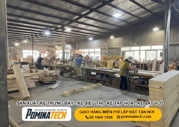 Kệ siêu thị kết hợp móc treo hàng hóa đa năng