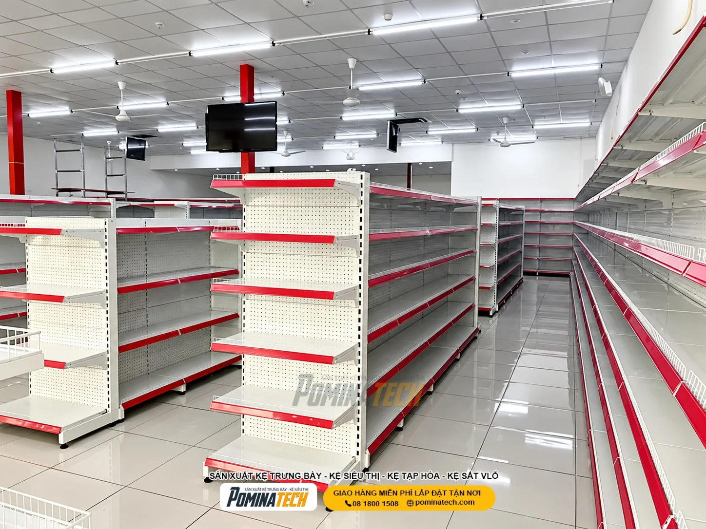 Kệ siêu thị thiết kế các tầng với độ sâu khác nhau giúp tối ưu không gian trưng bày