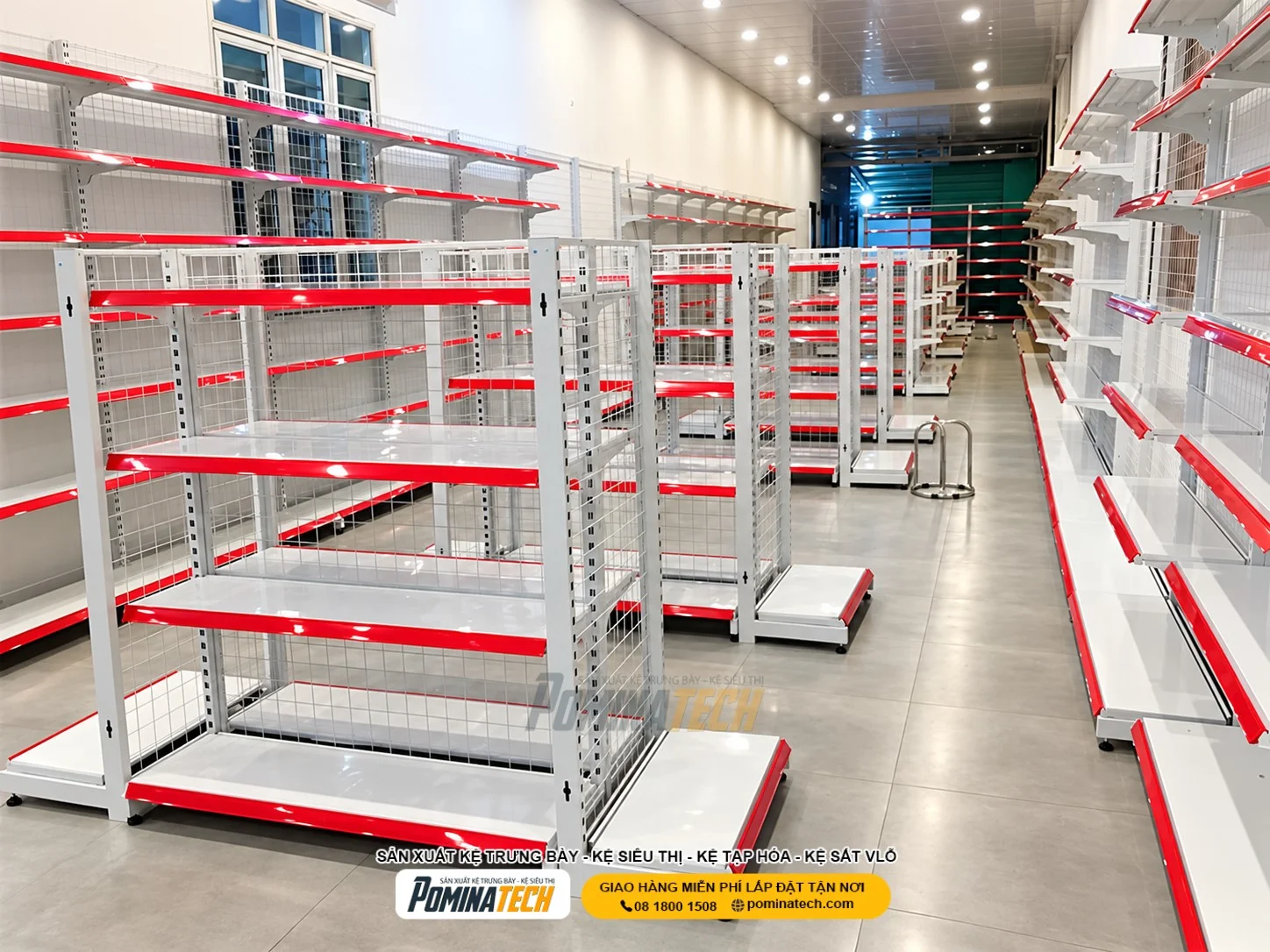 Kệ trưng bày Pominatech hỗ trợ sắp xếp không gian cửa hàng linh hoạt