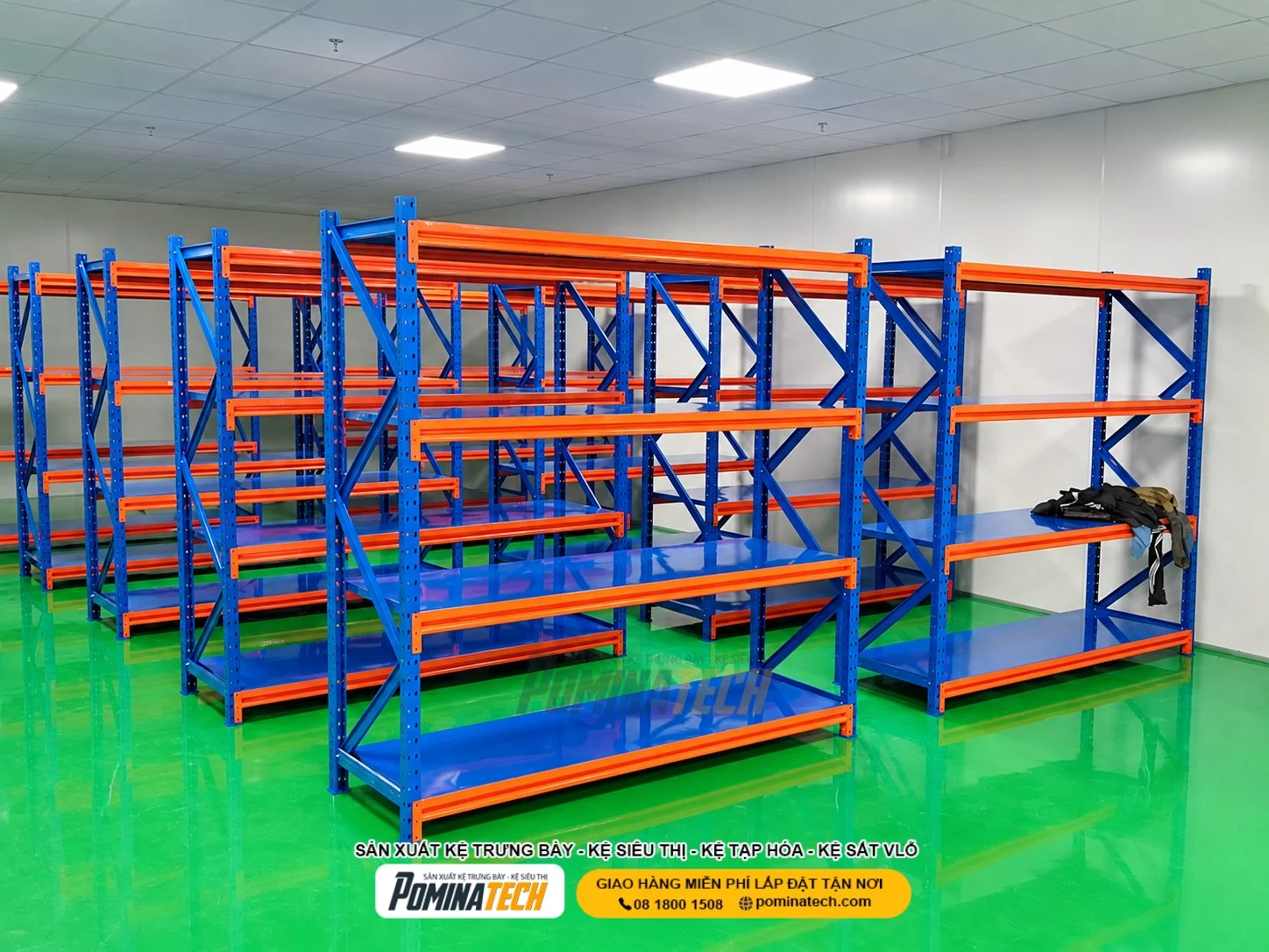 Kệ trung tải sắt sơn tĩnh điện chắc chắn phù hợp lưu trữ hàng hóa trong kho phân phối.