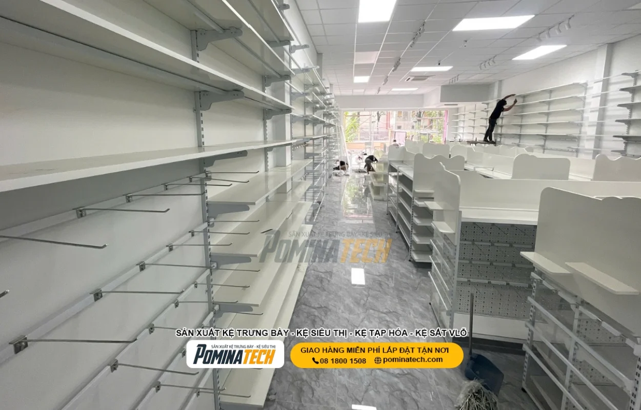Mẫu Kệ Móc Treo Đẹp – Tối Ưu Trưng Bày Hàng Hóa Cửa Hàng