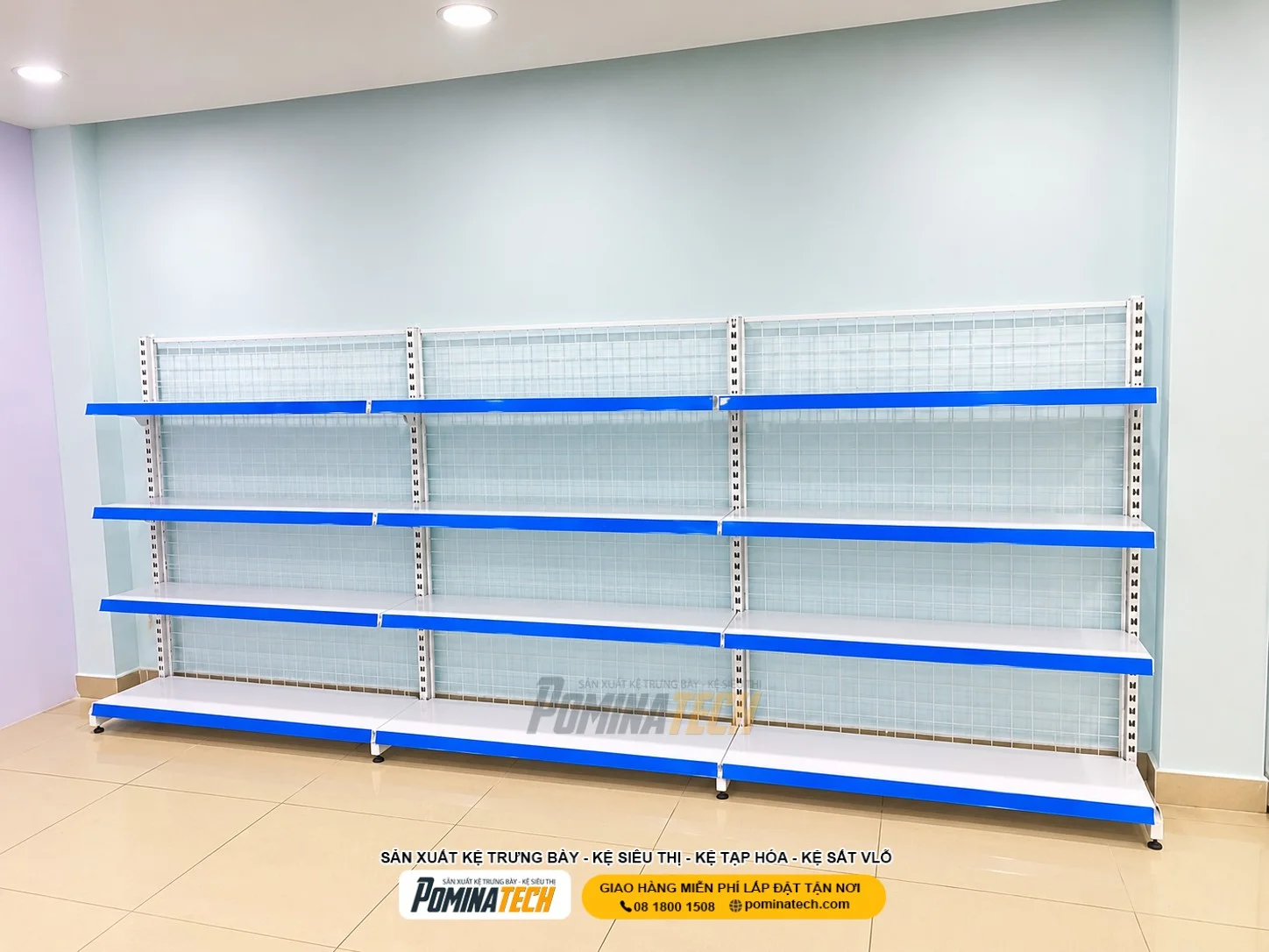 - Mẫu kệ đơn siêu thị áp tường phù hợp với chiều cao không gian bán lẻ