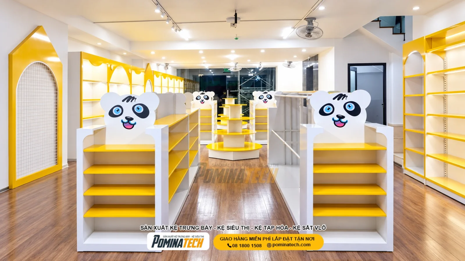 Mẫu kệ trưng bày đồ chơi trẻ em nhiều ngăn giúp phân loại sản phẩm.
