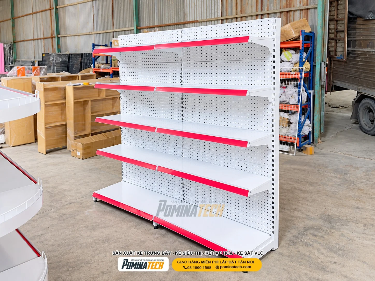 Tư vấn khắc phục tình trạng kệ siêu thị bị cong mâm và lựa chọn kệ tại Pominatech